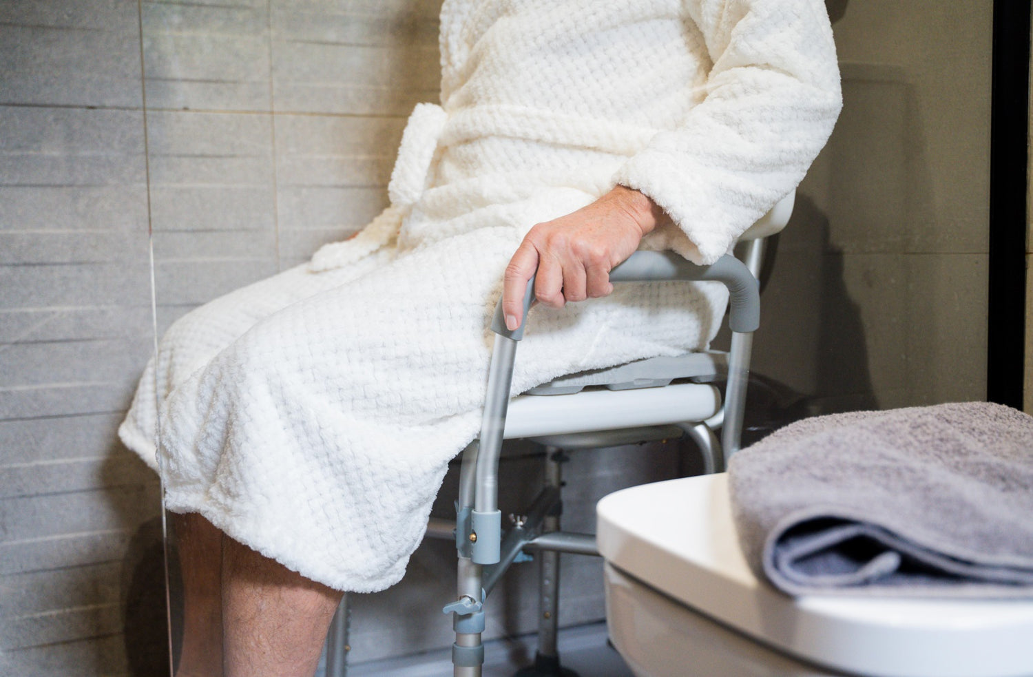 Cómo Duchar a una Persona en Silla de Ruedas 🦽🚿