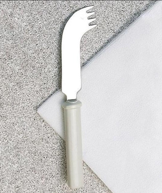 cubierto-adaptado-con-doble-funcion-cuchillo-tenedor-ortoprime