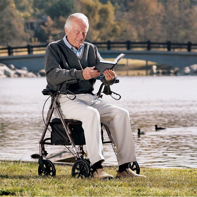 Caminador Rollator 4 Ruedas Plegable con Cesta Multiuso